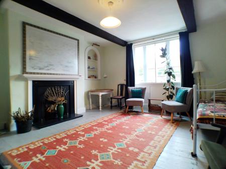 7 bedroom Character Property for sale in Market Street, Bottesford, NG13