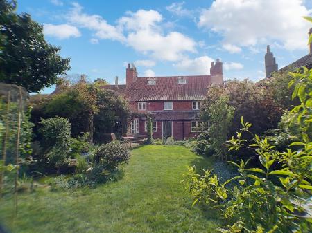 7 bedroom Character Property for sale in Market Street, Bottesford, NG13