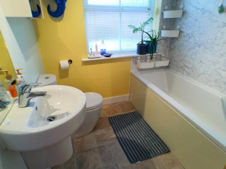 4 bedroom Terraced House for sale in Cherwell Gardens, Bingham, NG13
