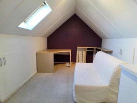 3 bedroom Terraced House for sale in Trenchard Close, Newton, NG13