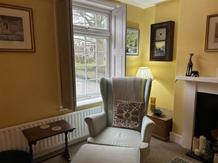 2 bedroom Terraced House for sale in Main Street, East Bridgford, NG13