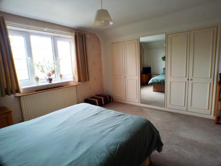 4 bedroom Detached house for sale in Fairfield Street, Bingham, NG13