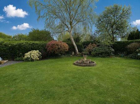 4 bedroom Detached house for sale in Fairfield Street, Bingham, NG13