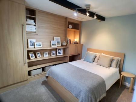 2 bedroom Detached house for sale in Belvoir Road, Bottesford, NG13