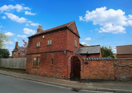 2 bedroom Detached house for sale in Belvoir Road, Bottesford, NG13
