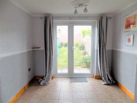 3 bedroom Semi-detached house for sale in Cooper Close, Cropwell Bishop, NG12
