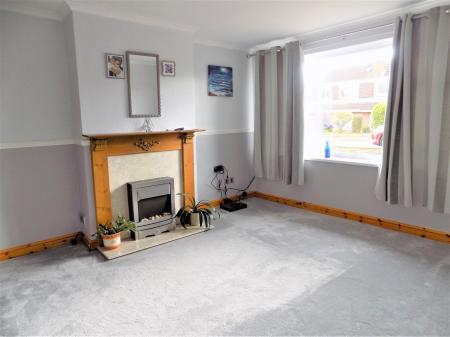3 bedroom Semi-detached house for sale in Cooper Close, Cropwell Bishop, NG12