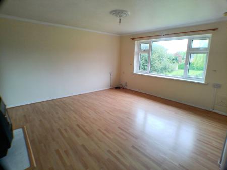 2 bedroom Flat for sale in Holloway Close, East Bridgford, NG13