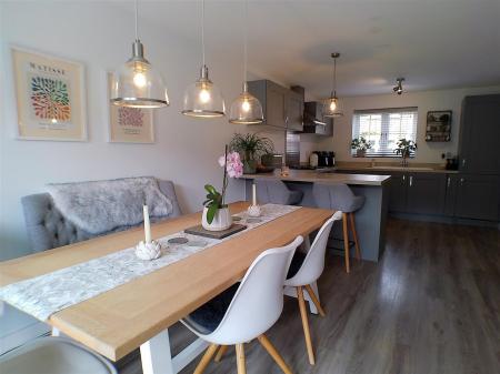3 bedroom Detached house for sale in Palmer Avenue, Bottesford, NG13