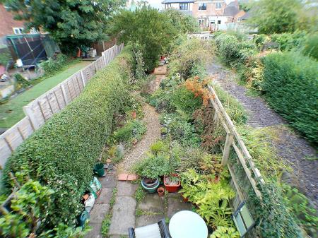 2 bedroom Terraced House for sale in Station Terrace, Radcliffe-On-Trent, NG12