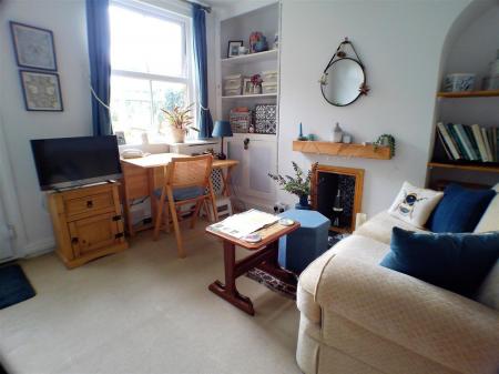 2 bedroom Terraced House for sale in Station Terrace, Radcliffe-On-Trent, NG12