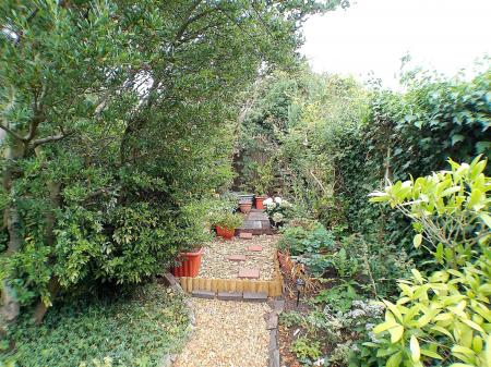 2 bedroom Terraced House for sale in Station Terrace, Radcliffe-On-Trent, NG12