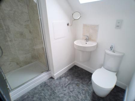 3 bedroom Terraced House for sale in Cherwell Gardens, Bingham, NG13