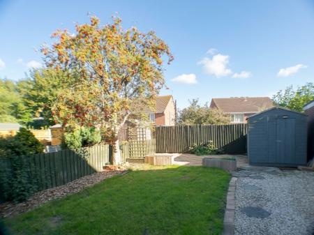 2 bedroom End of terrace house for sale in Langdale Grove, Bingham, NG13