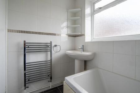 2 bedroom End of terrace house for sale in Langdale Grove, Bingham, NG13