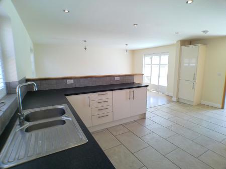 3 bedroom Detached bungalow for sale in Albert Street, Bottesford, NG13