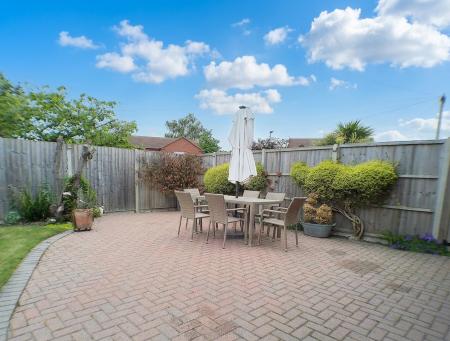 3 bedroom Detached house for sale in Riverside Walk, Bottesford, NG13