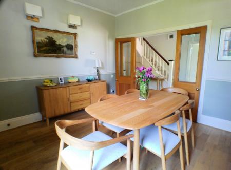5 bedroom Character Property for sale in Kneeton Road, East Bridgford, NG13