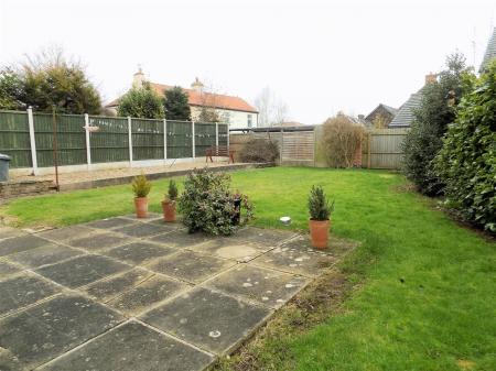 4 bedroom Detached house for sale in Smiths Close, Cropwell Bishop, NG12