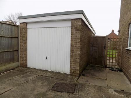4 bedroom Detached house for sale in Smiths Close, Cropwell Bishop, NG12