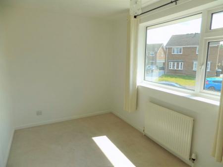 2 bedroom Terraced House to let in Langdale Grove, Bingham, NG13