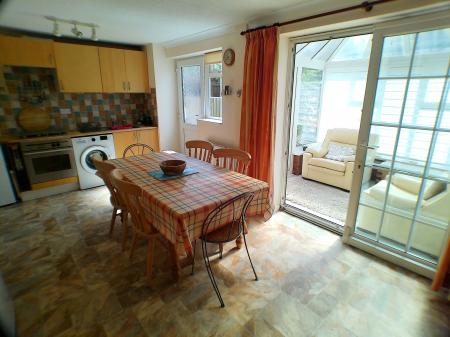 3 bedroom Terraced House for sale in Croft Rise, East Bridgford, NG13