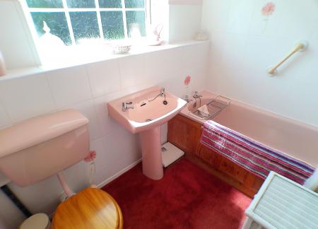 3 bedroom Terraced House for sale in Croft Rise, East Bridgford, NG13