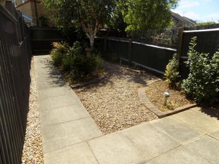 2 bedroom Terraced House to let in Nightingale Way, Bingham, NG13