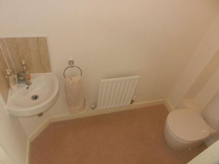 3 bedroom Detached house to let in Cherwell Gardens, Bingham, NG13