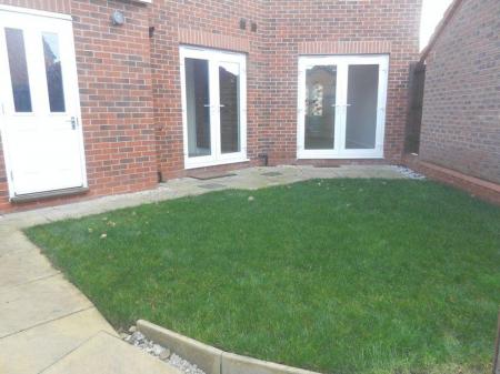 3 bedroom Detached house to let in Cherwell Gardens, Bingham, NG13