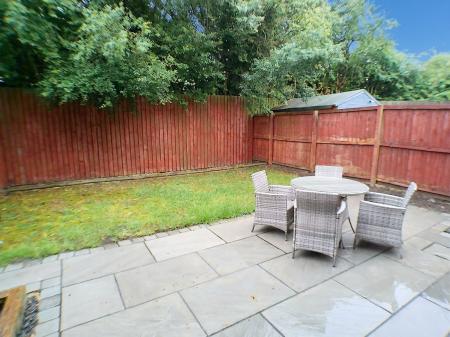 3 bedroom Semi-detached house for sale in Southfield Grove, Bingham, NG13