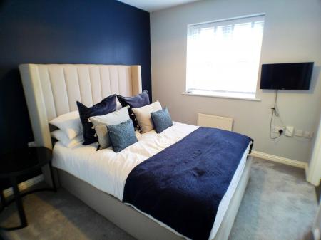 3 bedroom Semi-detached house for sale in Southfield Grove, Bingham, NG13