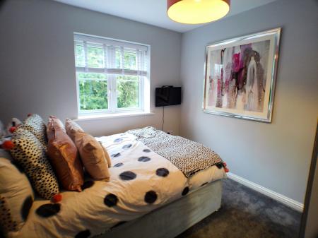 3 bedroom Semi-detached house for sale in Southfield Grove, Bingham, NG13