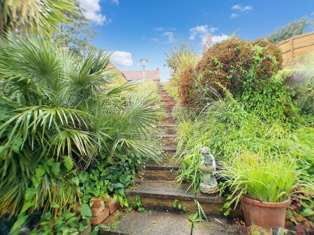 3 bedroom Detached bungalow for sale in Bulcote Drive, Burton Joyce, NG14