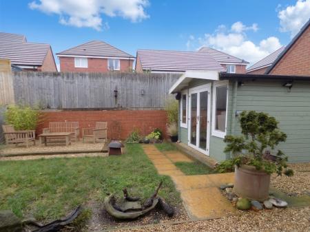 3 bedroom Semi-detached house for sale in Palmer Avenue, Bottesford, NG13