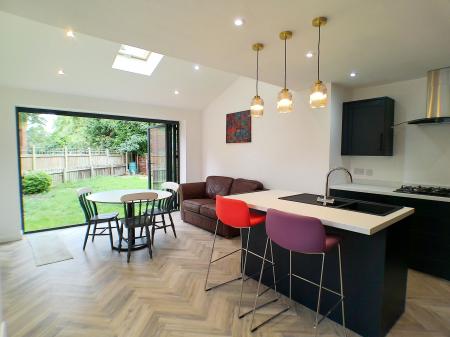 3 bedroom Detached house for sale in Walnut Road, Bottesford, NG13