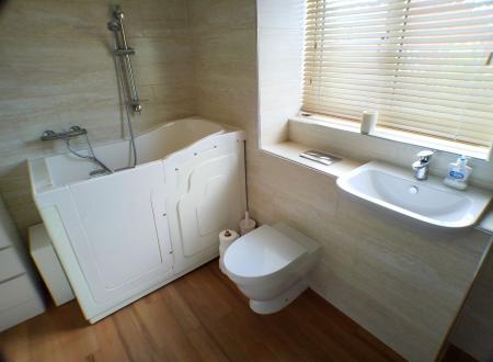 4 bedroom Detached house for sale in Spire View, Bottesford, NG13