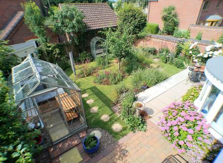 4 bedroom Detached house for sale in Spire View, Bottesford, NG13
