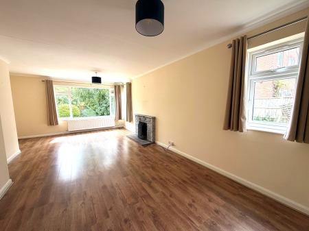3 bedroom Detached bungalow to let in Bowbridge Lane, Bottesford, NG13
