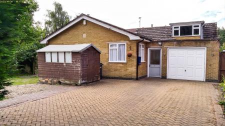 3 bedroom Detached bungalow to let in Bowbridge Lane, Bottesford, NG13
