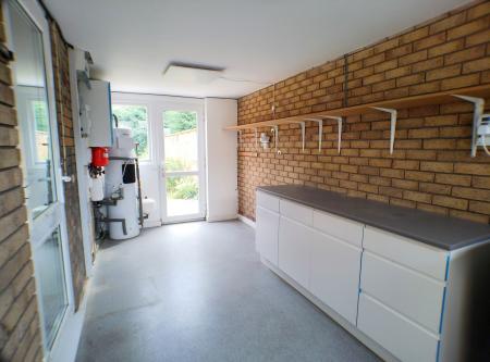 3 bedroom Semi-detached house for sale in Charnwood Grove, Bingham, NG13