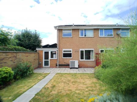 3 bedroom Semi-detached house for sale in Charnwood Grove, Bingham, NG13