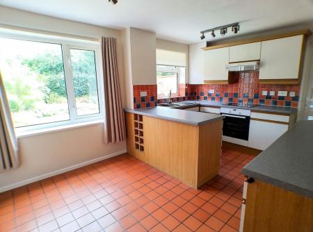 3 bedroom Semi-detached house for sale in Charnwood Grove, Bingham, NG13