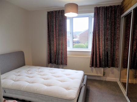 2 bedroom Semi-detached house to let in Milburn Grove, Bingham, NG13