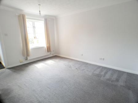 2 bedroom Terraced House to let in Mill Hill Road, Bingham, NG13