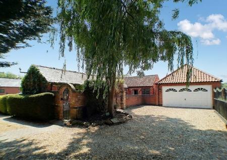 3 bedroom Detached bungalow for sale in Chapel Lane, Granby, NG13
