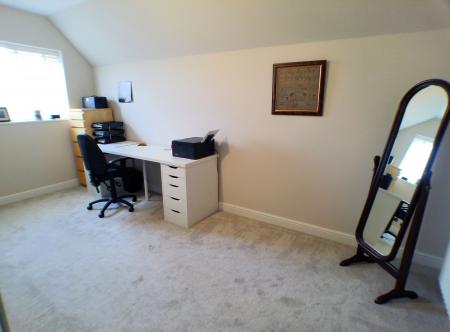 4 bedroom Detached house for sale in Sutton-Cum-Granby, Nottingham, NG13