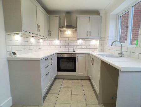 2 bedroom Terraced House to let in Brendon Grove, Bingham, NG13