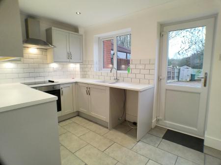 2 bedroom Terraced House to let in Brendon Grove, Bingham, NG13