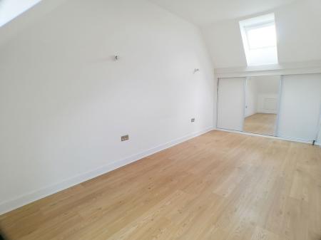 3 bedroom Semi-detached house to let in Burrows Drive, Bingham, NG13